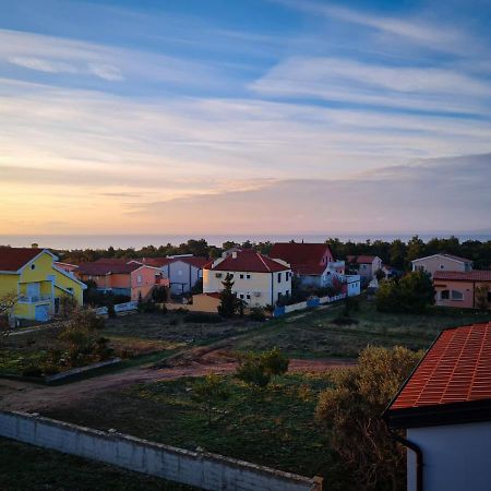 Villa Mena Vir Bagian luar foto