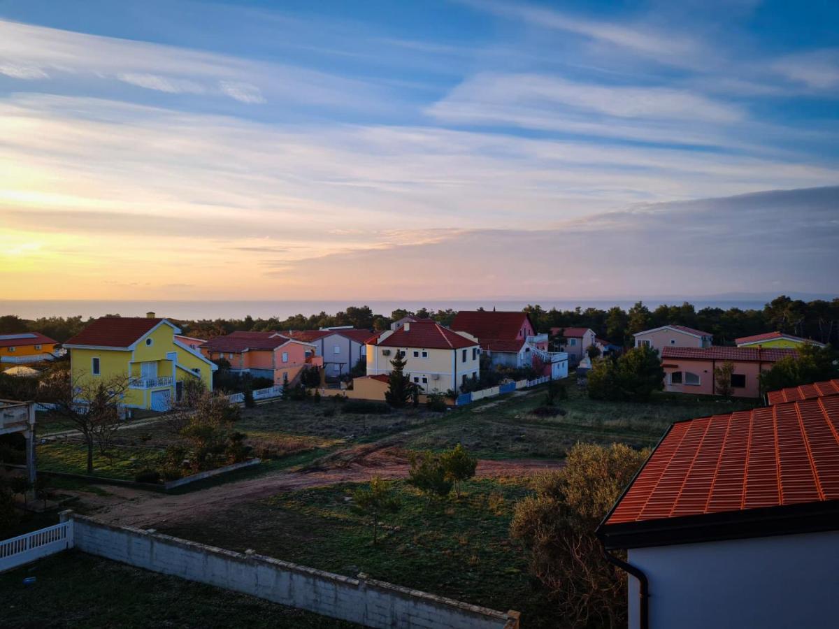 Villa Mena Vir Bagian luar foto